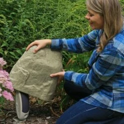 Emsco 14.75" Resin River Rock Statuary Sand