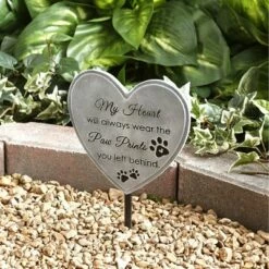The Lakeside Collection Lakeside Pet Memorial Stake "Paw Prints" Decorative Stake for Cats and Dogs