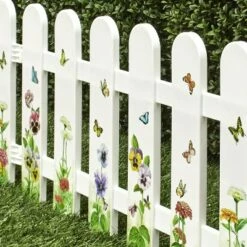 The Lakeside Collection Lakeside Decorative Garden Edging and Landscaping Fence Set - 4 Pieces