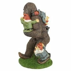 Design Toscano Schlepping The Garden Gnomes Bigfoot Statue -Cheap Garden Decor Store unnamed file 9637